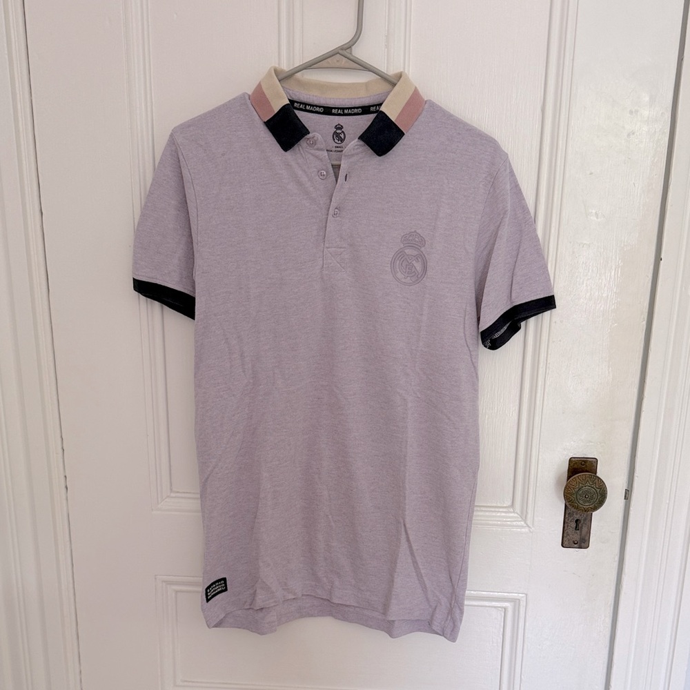 Men’s Real Madrid S lavender polo